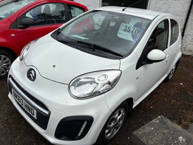 2014 CITROEN CI 5 DOOR HATCH PETROL IN WHITE ROAD TAX £20.