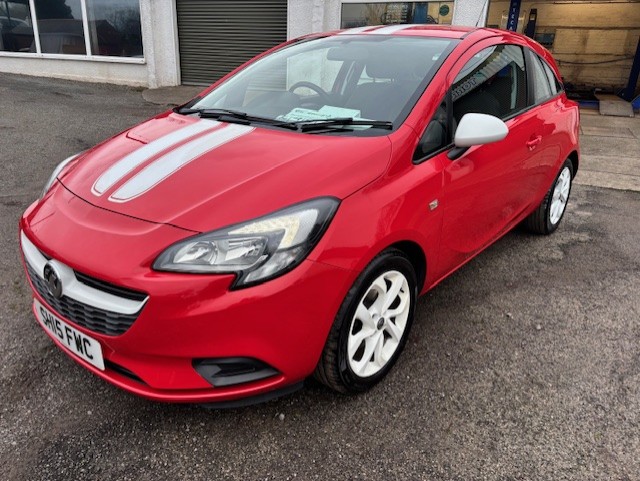 2015 VAUXHALL CORSA STING 1.2 PETROL 3 DOOR HATCH IN RED.